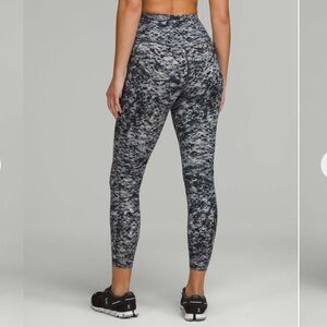 Lululemon Base Pace High-Rise Tight 25"